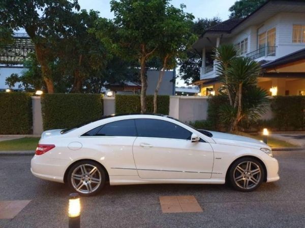 Mercedes Benz E200 CGI COUPE AMG Sport  2012 รูปที่ 2
